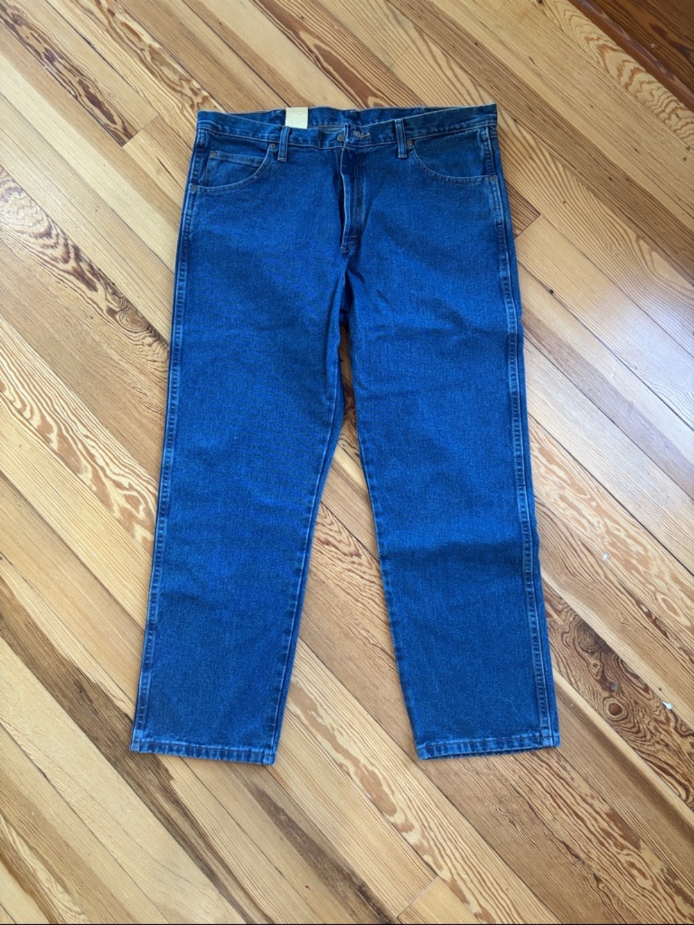 Wrangler jeans 38x30 relaxed fit